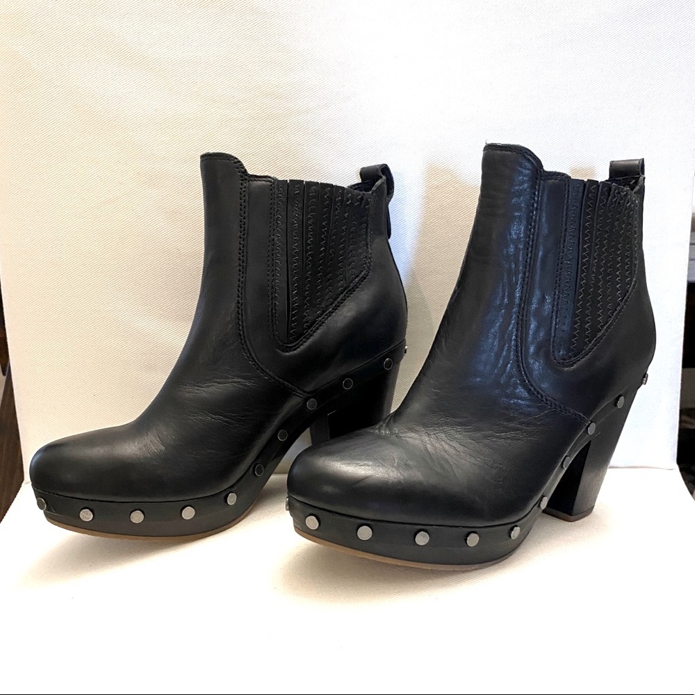 UGG Authentic Black leather clog boots